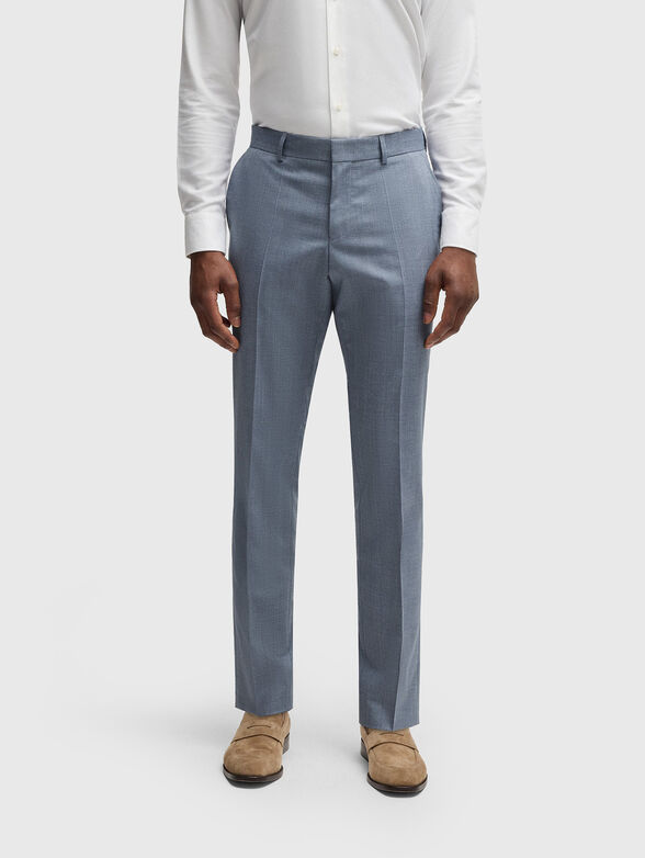 Trousers with crease - 1