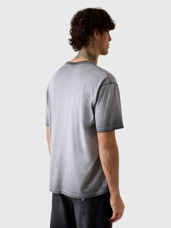 Cotton T-shirt with a round neckline - 2