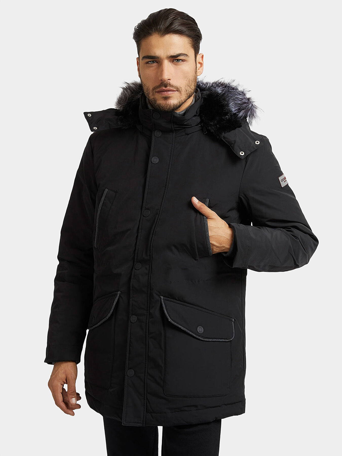 Hooded parka with eco fur detail brand GUESS Globalbrandsstore en