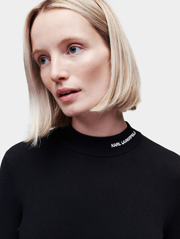 Mock neck sweater in black - 3