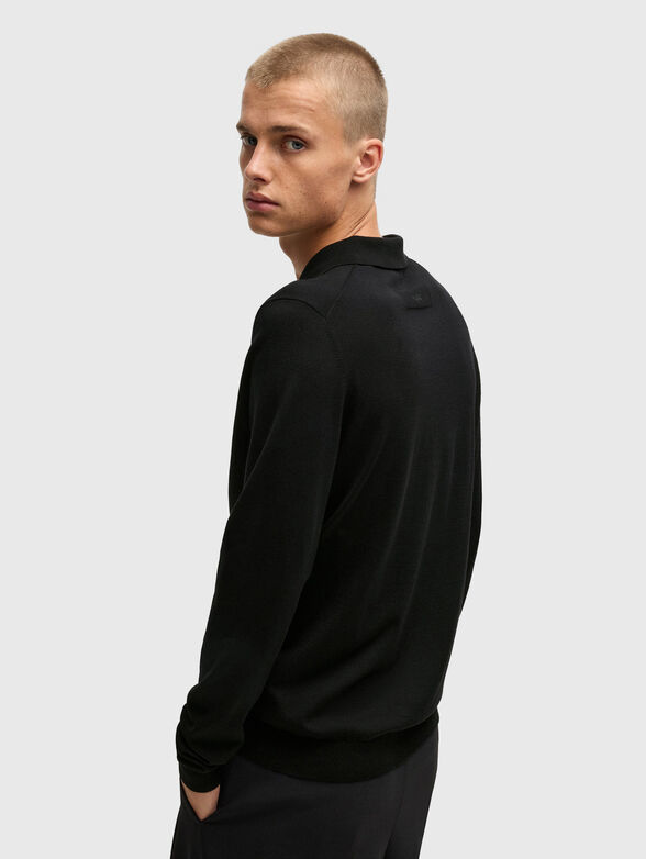 Sweater with collar - 3