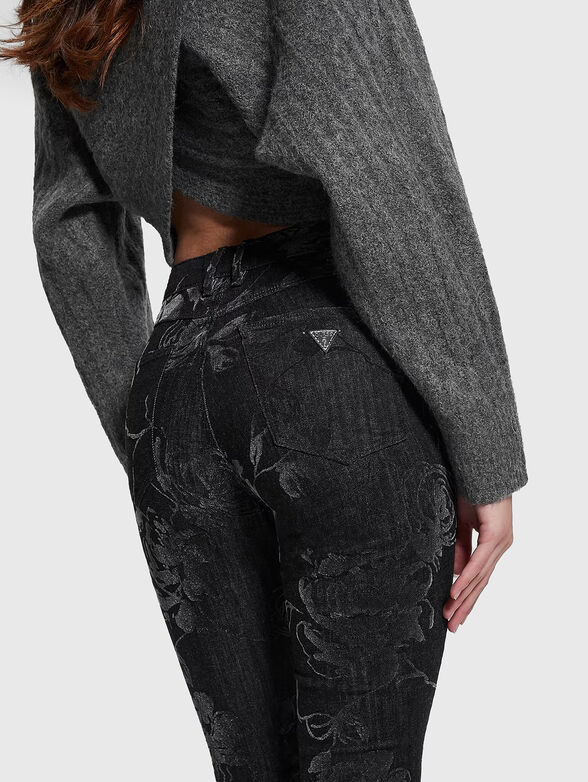 Skinny jeans with floral details - 3