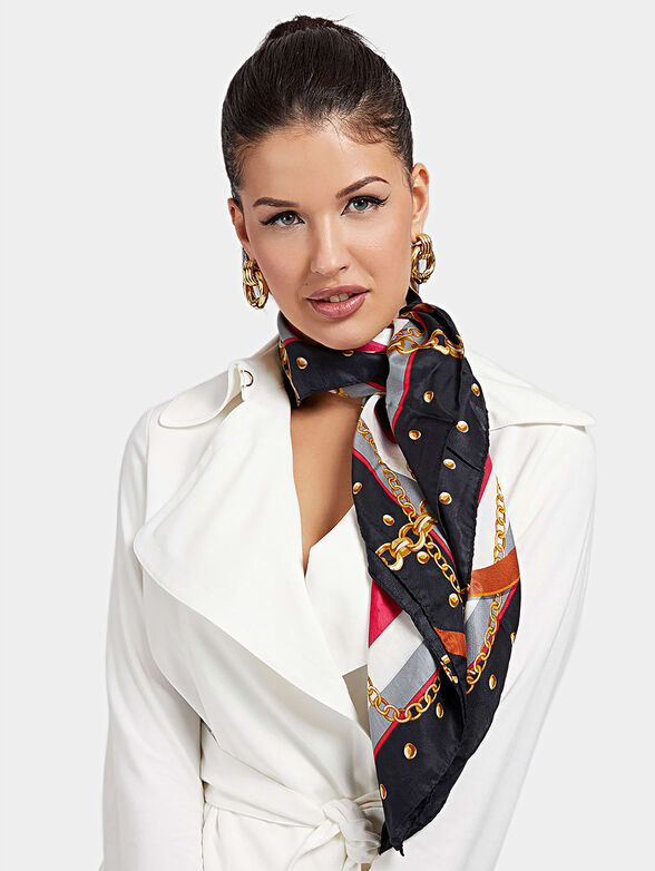 Delicate scarf with colorful print - 2