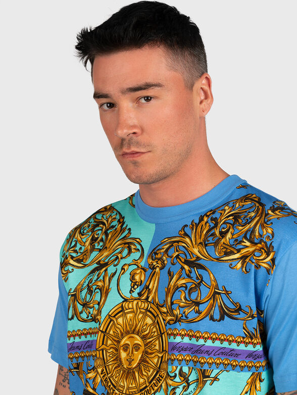 Multicolor T-shirt with baroque print - 4