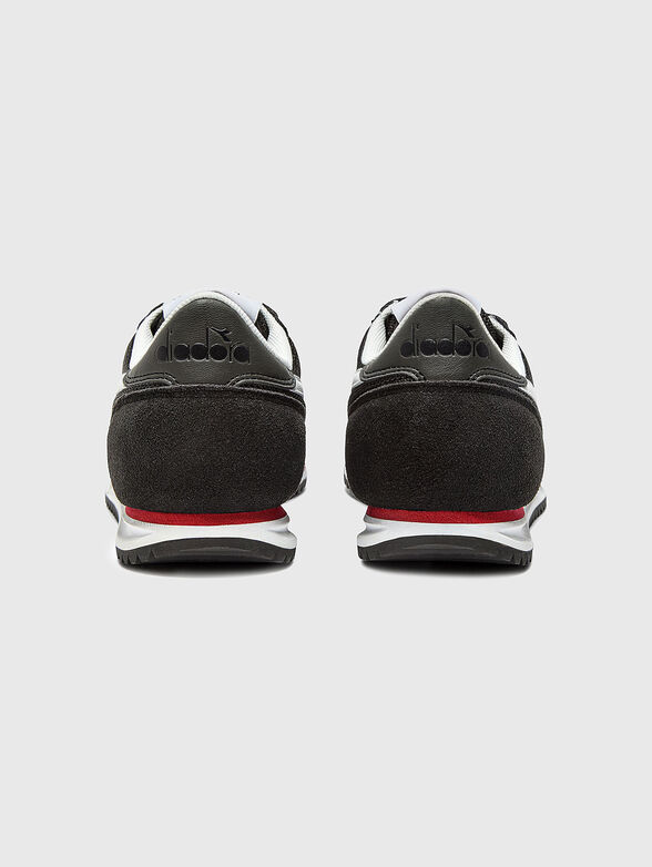 Sports shoes with contrasting trim - 3