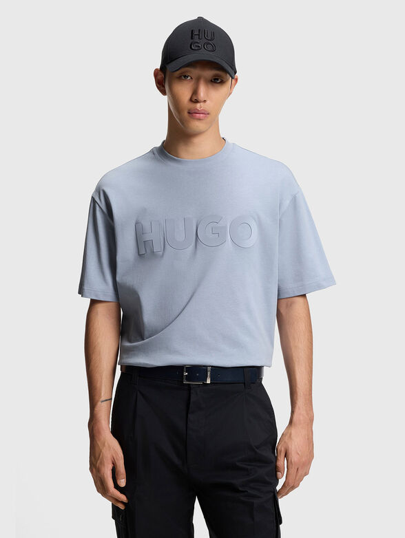 Cotton T-shirt with oval neckline in beige - 1