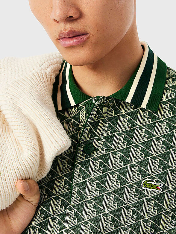 Polo shirt with accent collar in green - 4