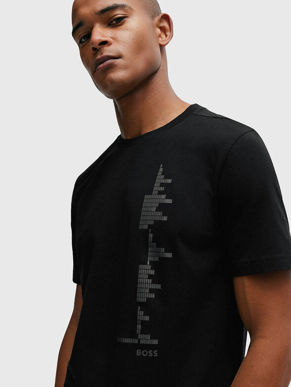 Black T-shirt with print - 4
