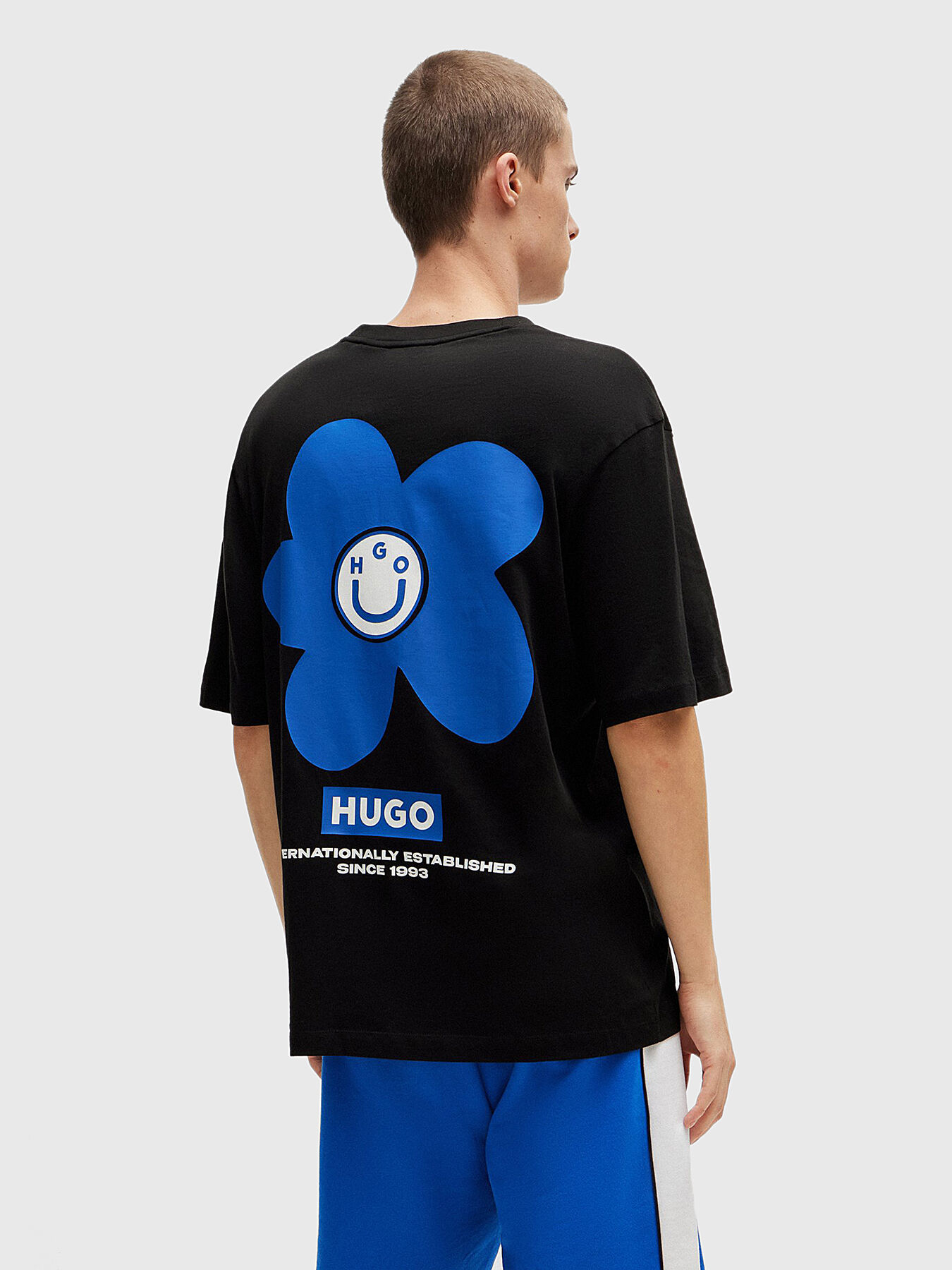 ★Hugo BLUE★Noretto 01 半袖Tシャツ Black 送料関税込み HUGO BOSS HUGO Noretto 01 BLUE 半袖Tシャツ 関＊送込
