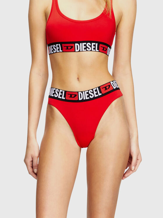 Комплект от три чифта стринг в червен цвят - 1