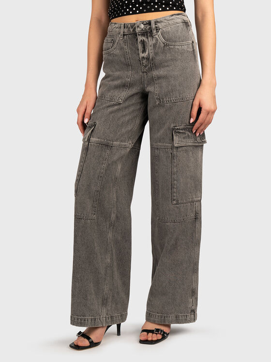 Cargo jeans with wide legs - 1