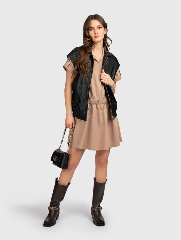 Mini dress with V-neckline - 4