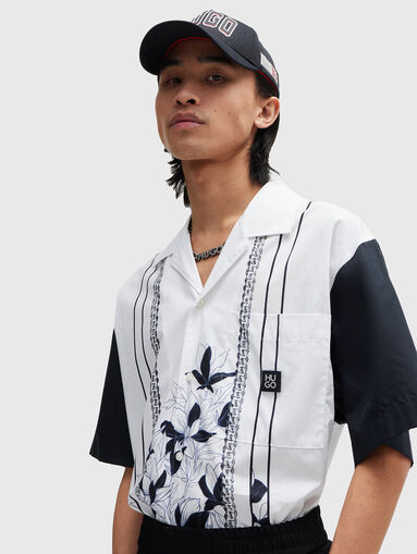 Shirt with short contrast sleeves  - 4