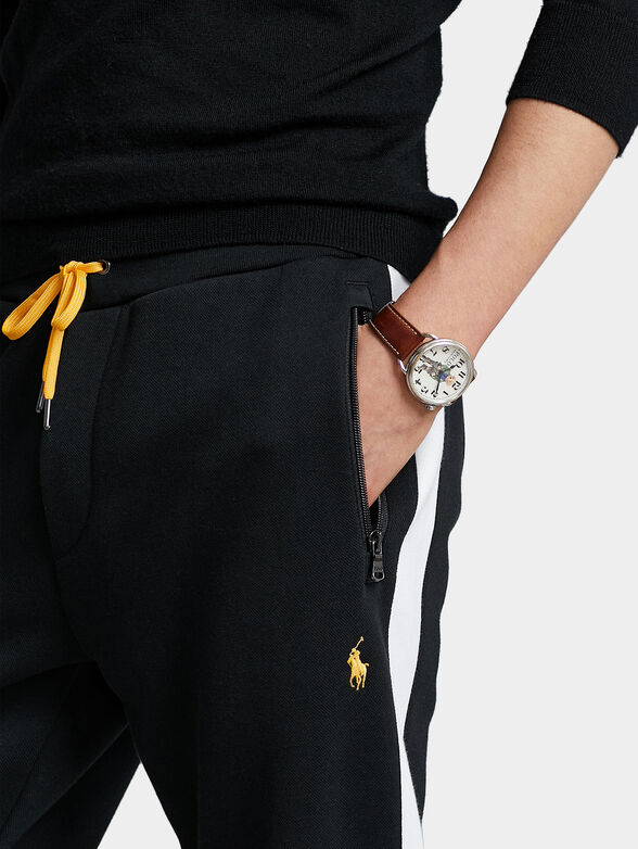 Sports sweatshirt with contrasting stripes - 3