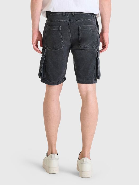 Denim shorts with accent pockets - 2