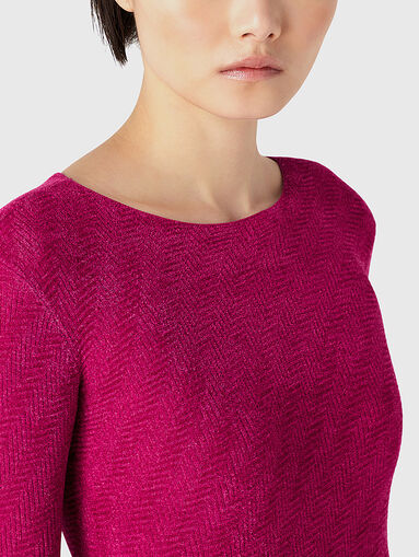 Sweater with oval neckline - 4