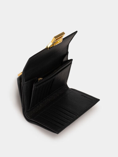 Leather purse with gold-coloured detail - 4