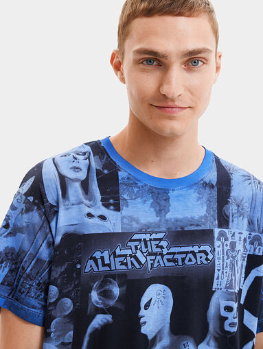 T-shirt in blue color - 4