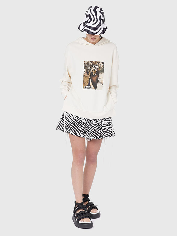 Loose fit sweatshirt with print  - 2