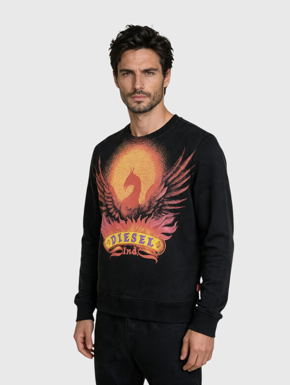 Sweatshirt with a graphic print - 1