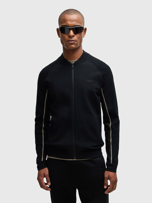 Sweatshirt with accent stitching - 1