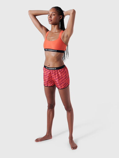 VARSITY sports shorts with logo print - 5