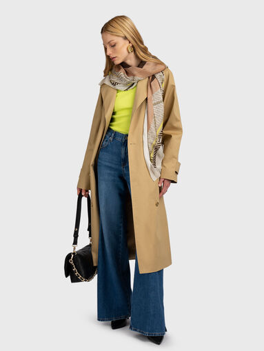 Flared jeans with side slits - 5