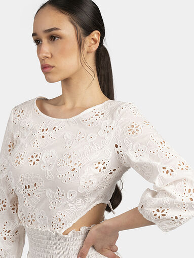 Dress with embroidery and lace accents - 3