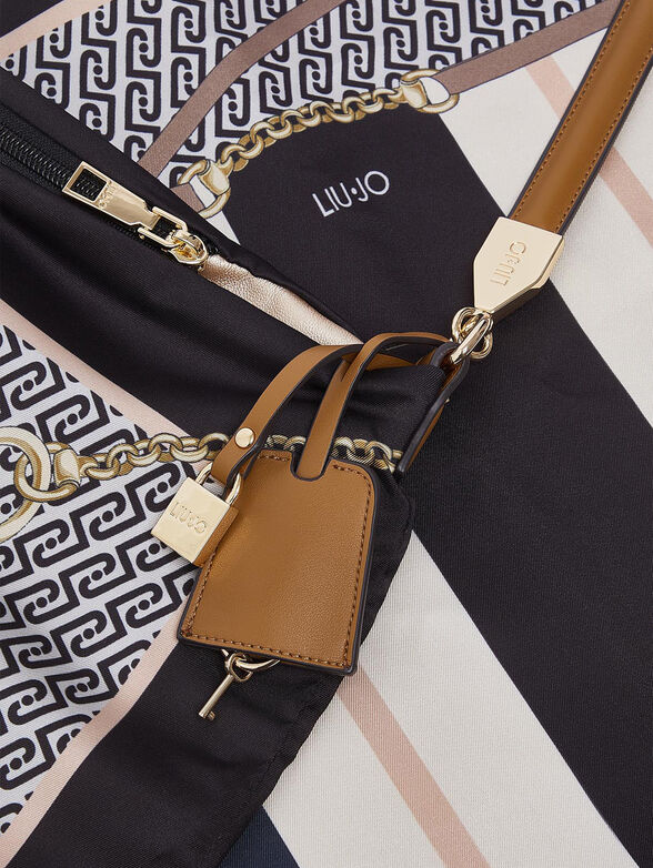 Denim-effect hobo bag - 5