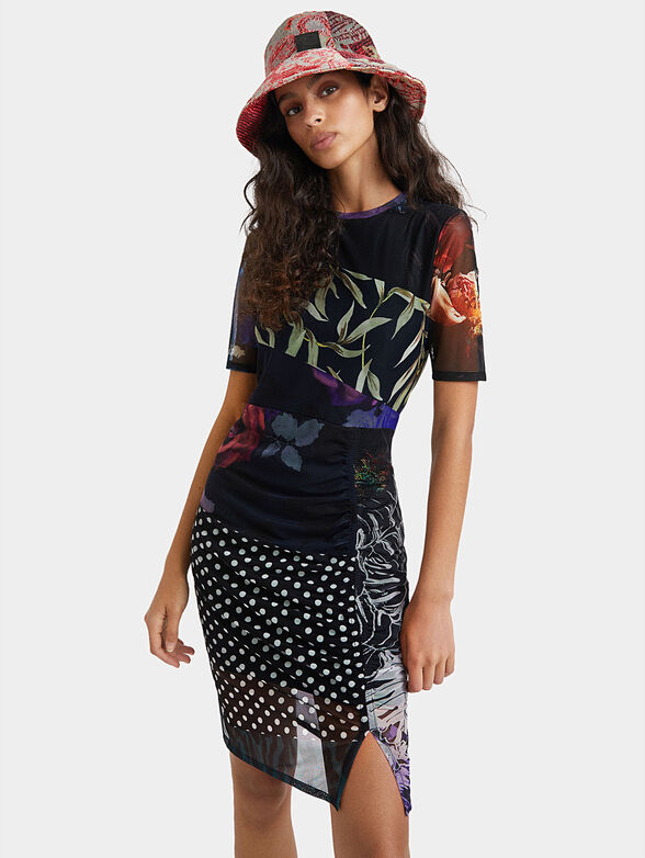 Dress with floral motifs - 1