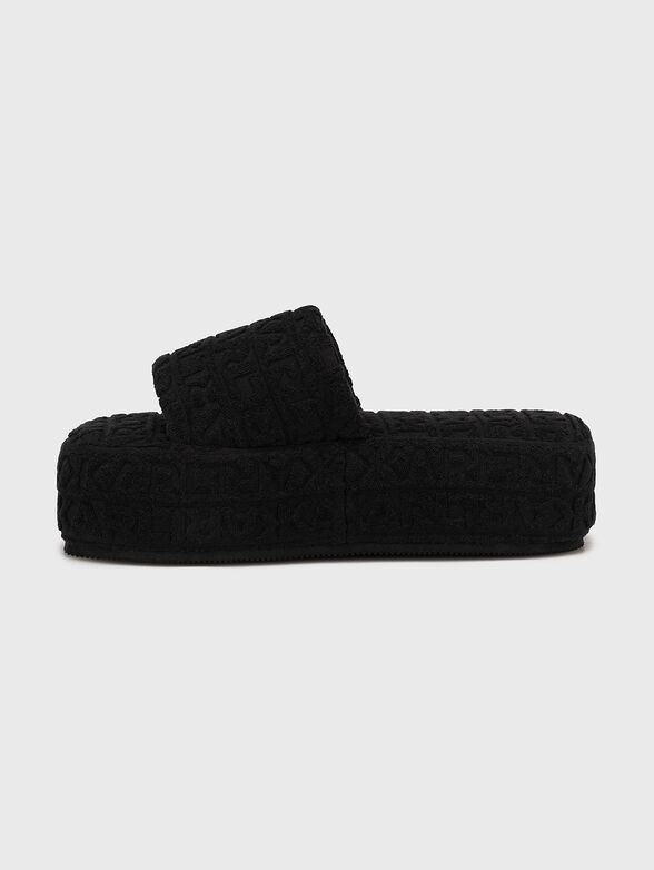 VERANDA slippers with monogram accent - 4