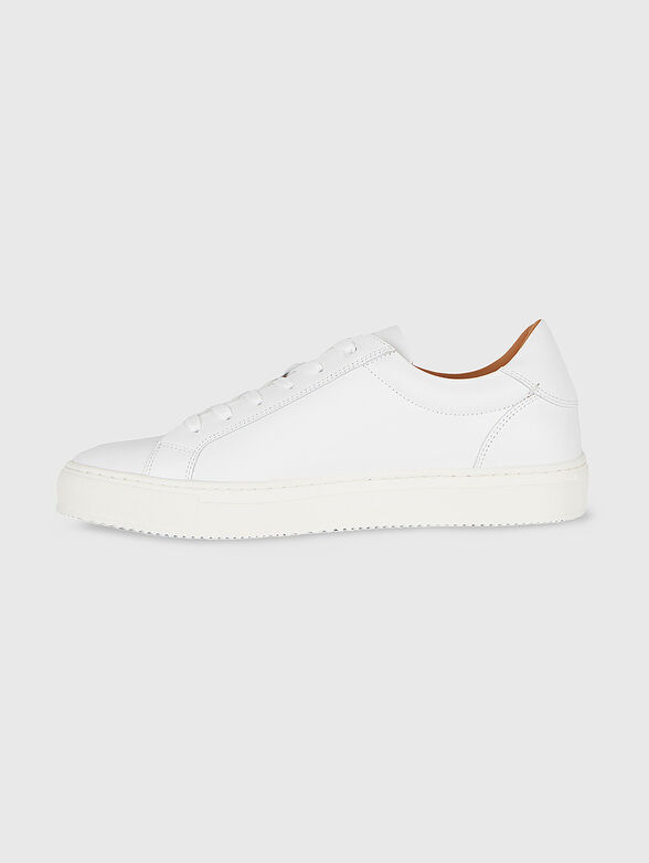 White sports shoes made of genuine leather - 1