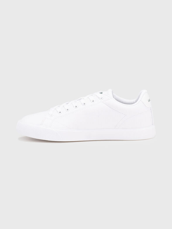 Sports shoes with logo detail - 4