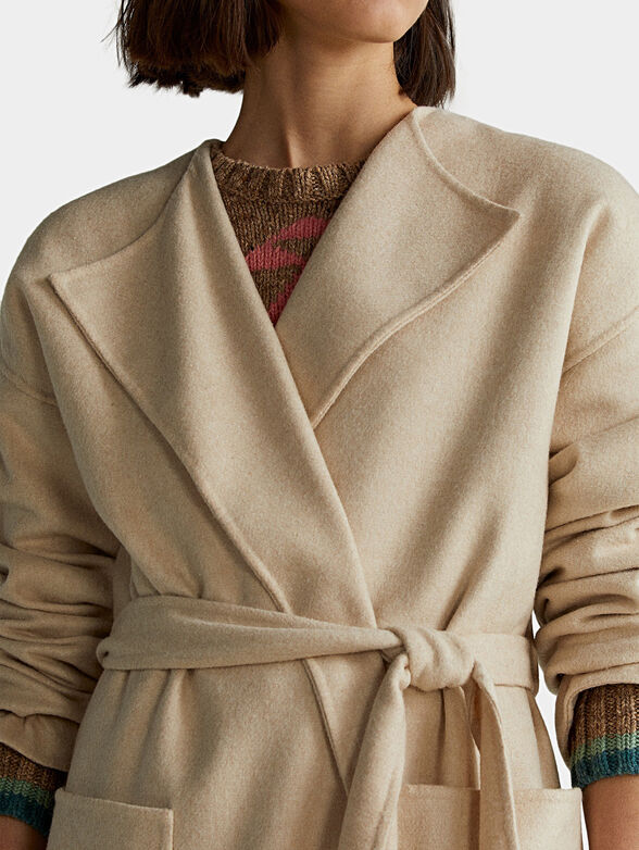Beige coat with matching belt - 3