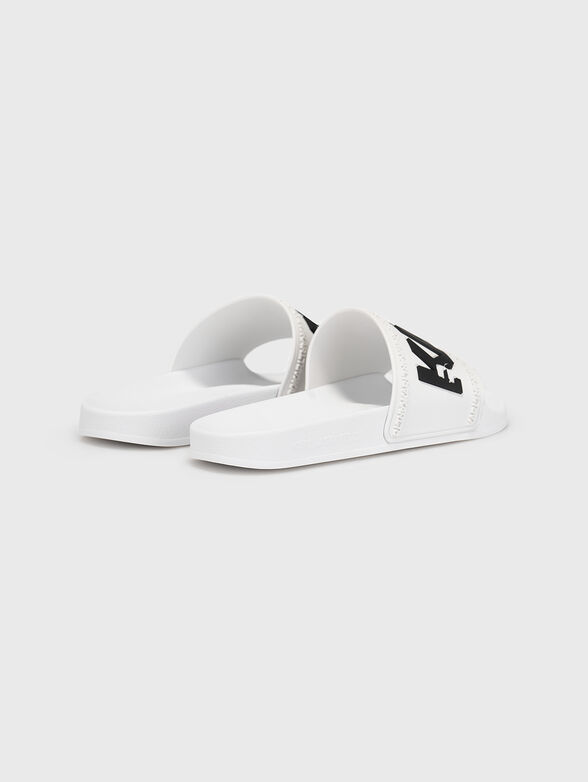 KONDO black beach slides with white lettering - 3