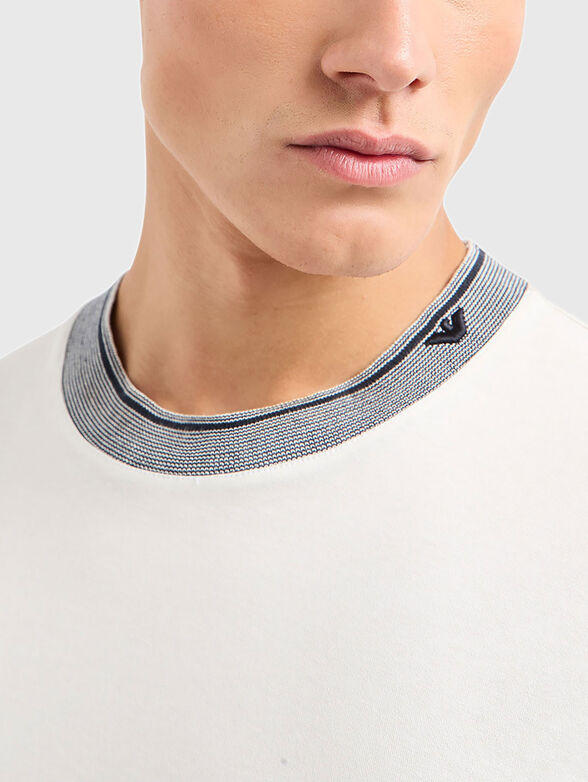 Crew neck T-shirt with contrasting logo - 4