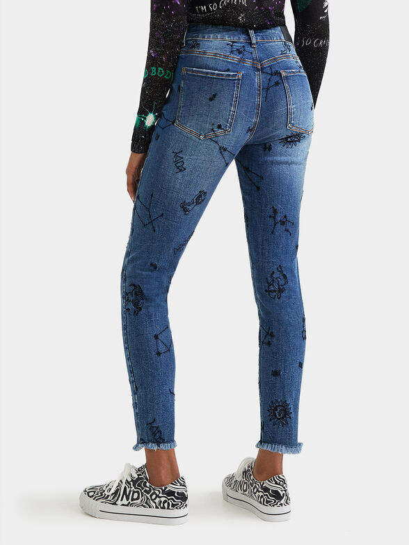 AUSTRA jeans with accent embroidery - 2