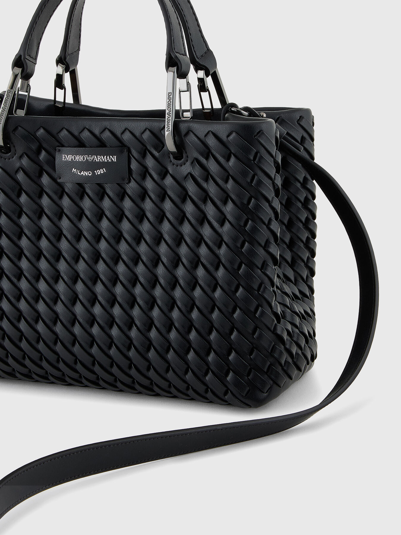 Leather bag with knitted effect and a tote brand EMPORIO
