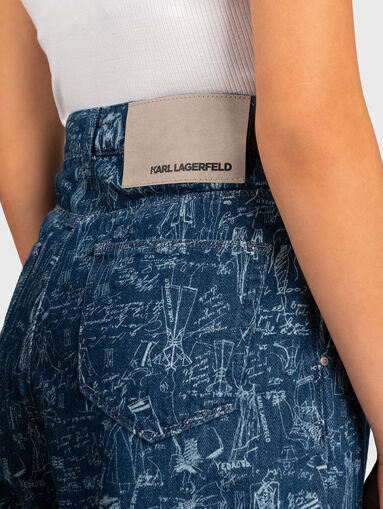 Jeans with art print - 3