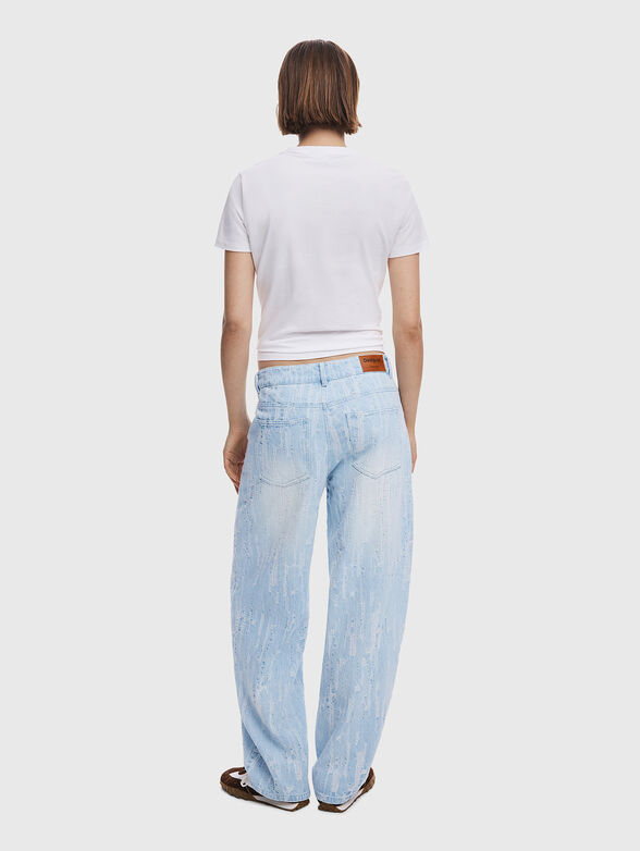 Denim jeans with accent rips - 2