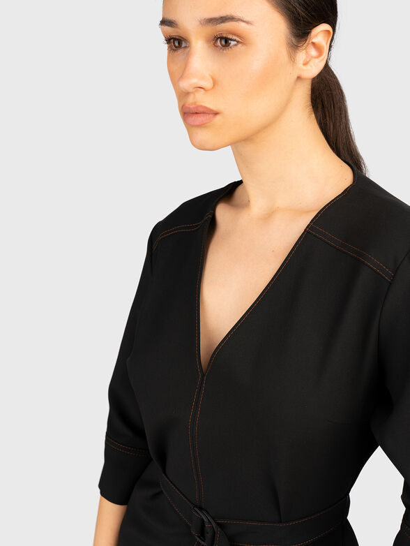 Mini dress with V-neckline - 5