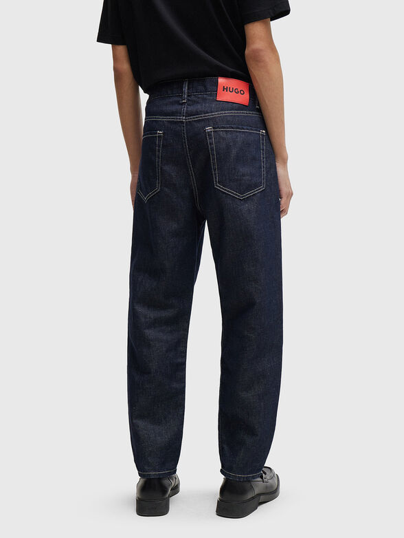 Dark blue jeans with contrast logo patch - 2