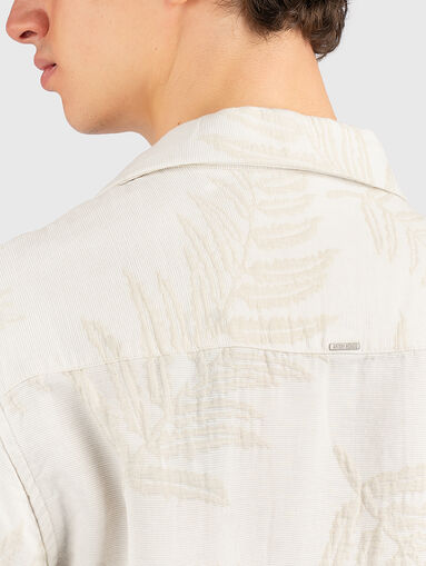 Cotton shirt with floral motifs - 5