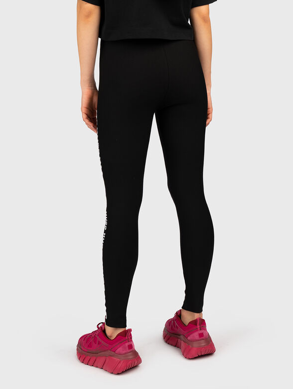 Wedge with contrasting logo lettering  - 2