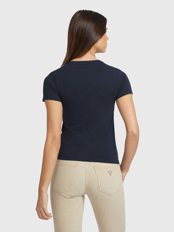 T-shirt with oval neckline - 3