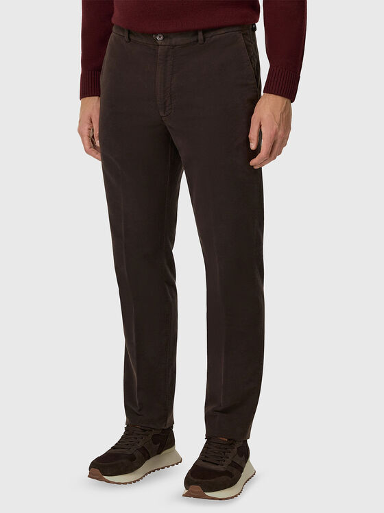 Прав панталон в кафяв цвят - 1