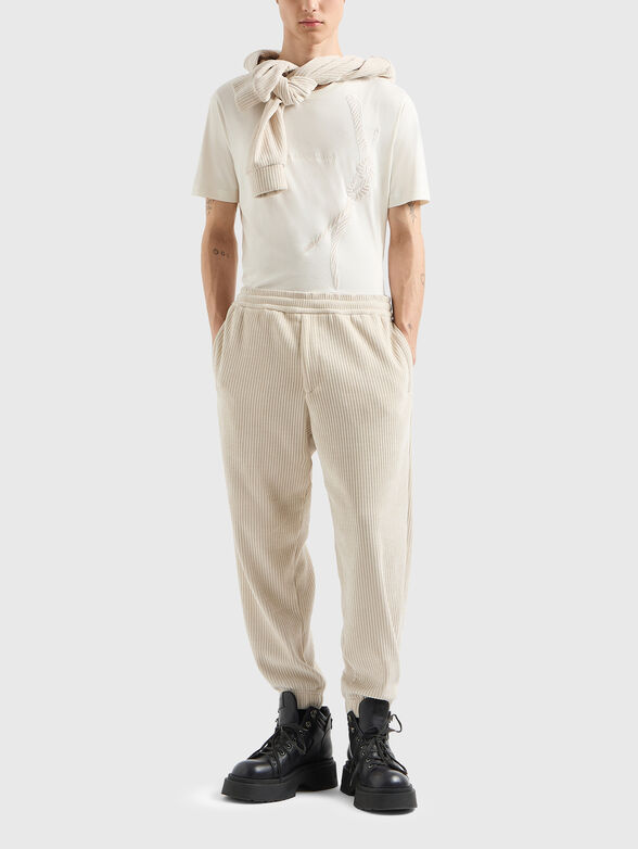 T-shirt with accent embroidery - 2