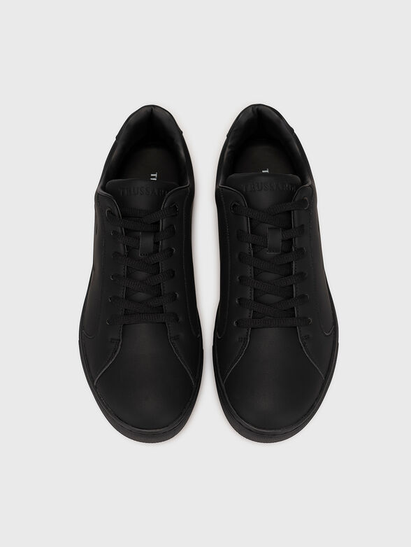 ERIS black sports shoes with logo accent - 6