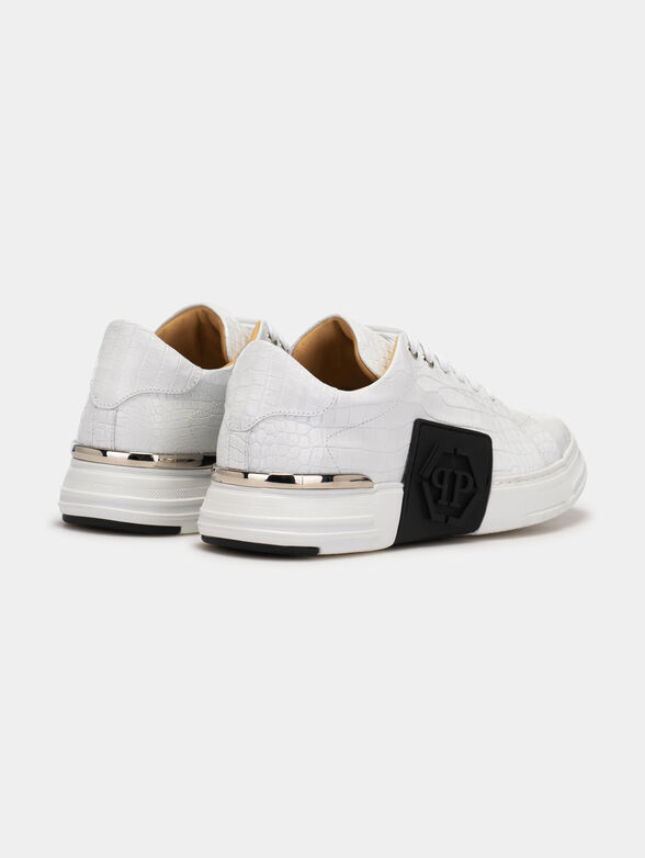 Sneakers with crocodile texture - 3