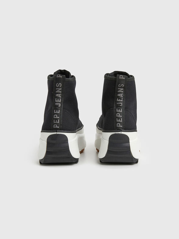 Sneakers in black color on platform - 3